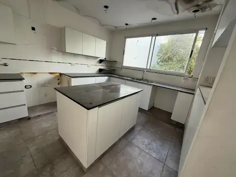 Local en Alquiler 40 años