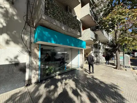 Local en Venta en Botanico, USD 400.000