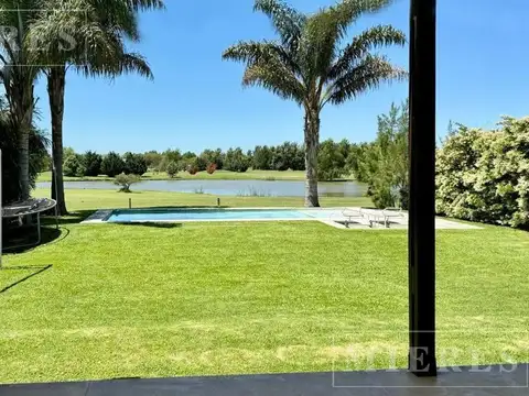 Casa en Alquiler de Verano en San Isidro Labrador, Villanueva.