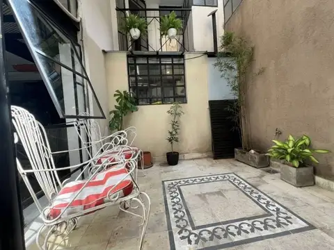 Depto Tipo Casa en Venta 70 años