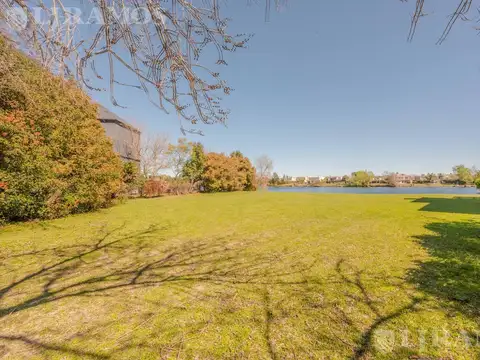 Departamento en Venta al Oeste