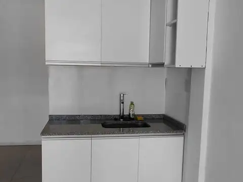 Oficina en Alquiler en Once, $ 460.000