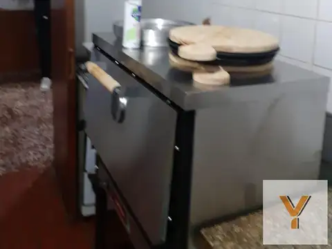 Casa 3 ambientes con 2 baños