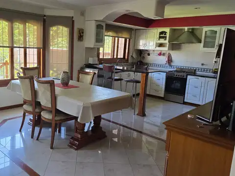 Casa en Venta en Quilmes Oeste, USD 260.000