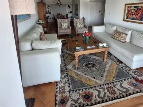 Departamento 5 ambientes con 2 baños
