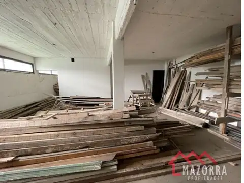Galpon en Venta en El Palomar, USD 180.000