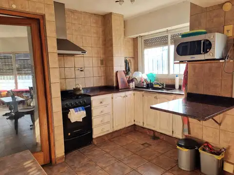 Oficina en Venta con 2 cocheras