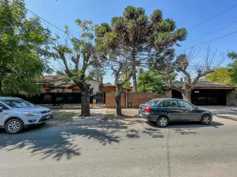 Casa en Alquiler de 4 dormitorios