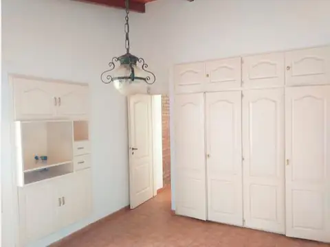 CASA EN VENTA EN ALTA GRACIA