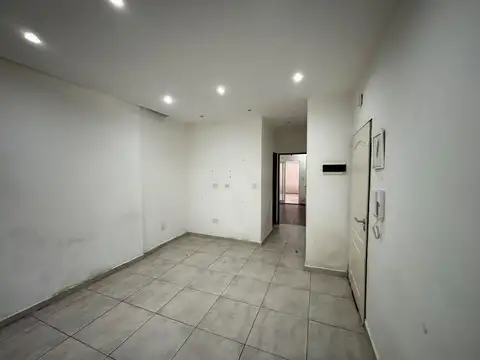 Departamento en Alquiler en Lomas del Mirador, $ 750.000