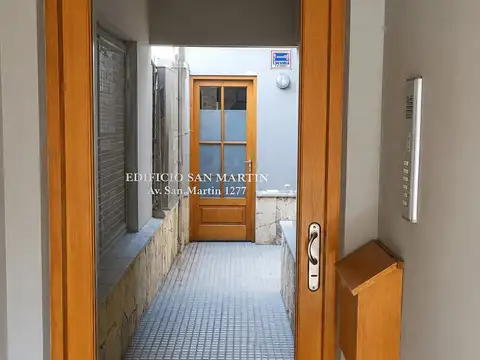 FINA PATAGOIA. OFICINA / CONSULTORIO | Alquiler en San Martin de los Andes