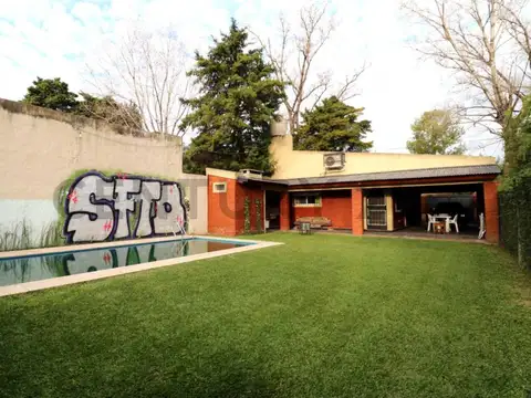 CASA EN VENTA EN TORTUGUITAS