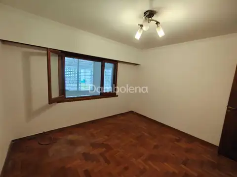 Casa  en Alquiler, Morón