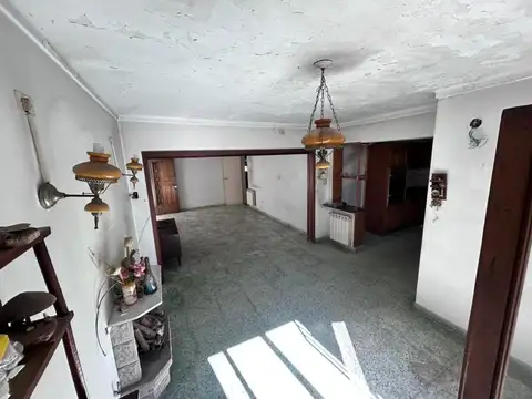 Depto Tipo Casa en Venta en Lanús, USD 115.000