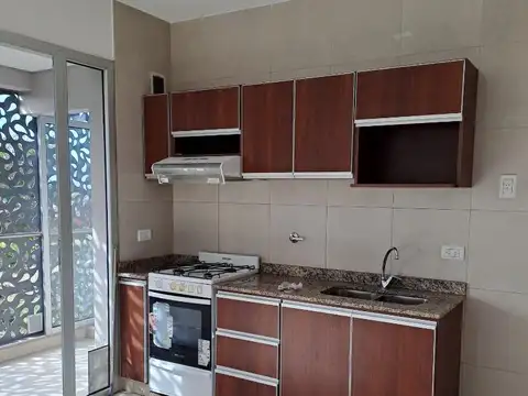 Alem 400, Piso 2
