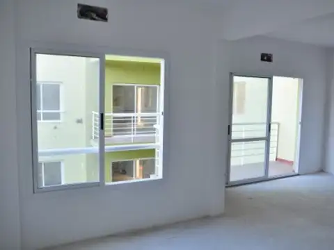 EN VENTA EN MARTIN CORONADO ESPACIO DE COCHERAS DESCUBIERTAS - FICHA