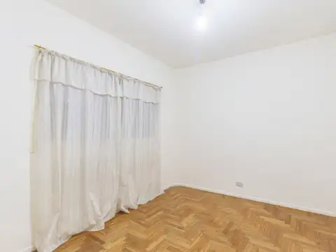 Avenida Coronel Diaz 2427 , Piso 4