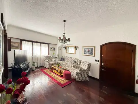 Depto Tipo Casa en Venta de 4 ambientes