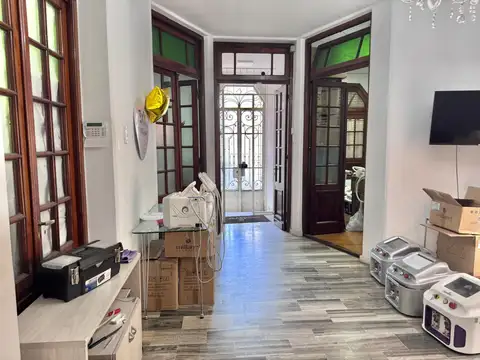 Oficina en Venta con 1 cochera