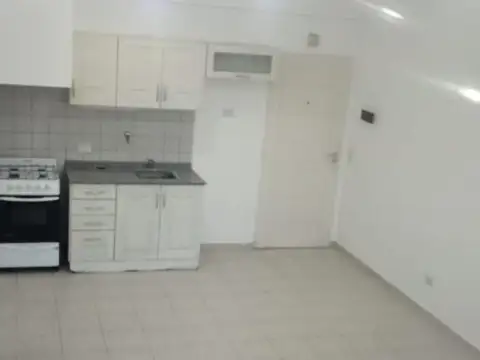 Saavedra 1100, Piso 4°