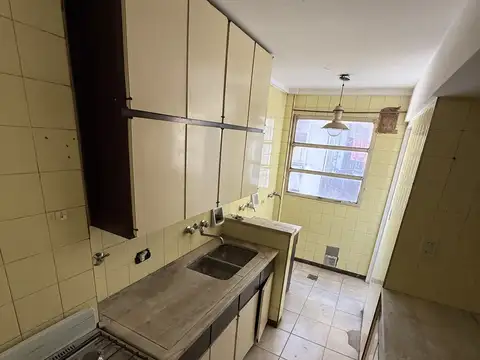 Departamento 6 ambientes con 2 baños