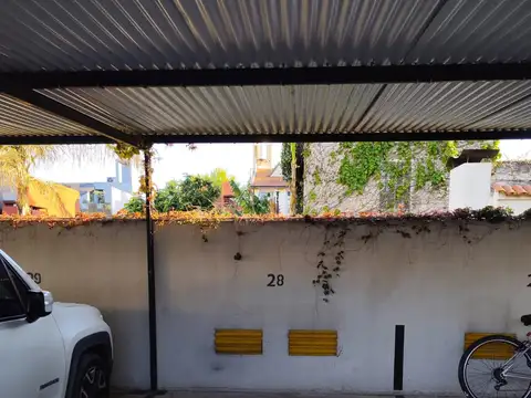 Cochera en venta  Lomas De Zamora