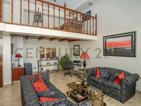 Valdenegro 2800, Piso 0