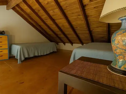 Casa 3 ambientes con 1 baño