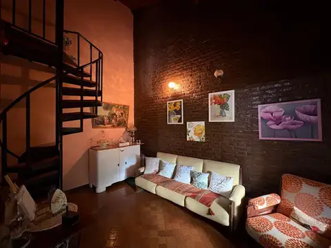 Casa 4 ambientes con 1 baño