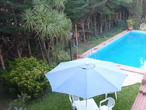 Casa en Alquiler Temporal con 1 cochera