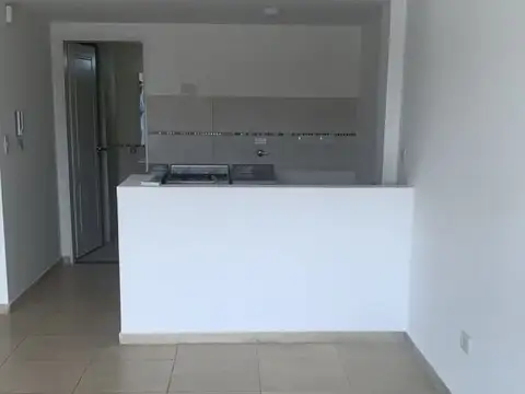 Monoambiente con cochera prácticamente a estrenar y con amenities en Lanus Este!