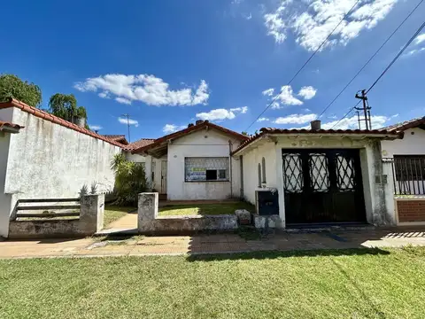 CASA 3 AMBIENTES EN VENTA BANFIELD APTO CREDITO
