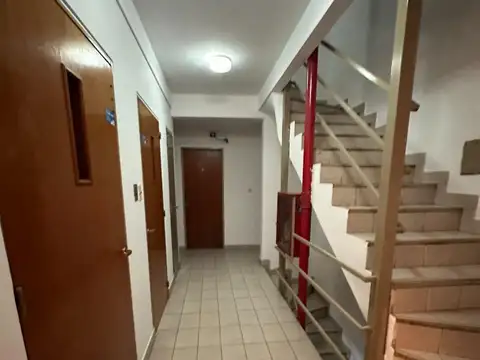 48 Esq 9 700, Piso 1