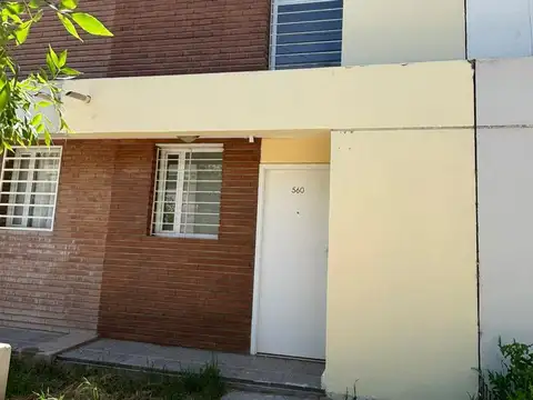 Vende Duplex 2 Dormitorios Zona Casco Viejo - Centenario