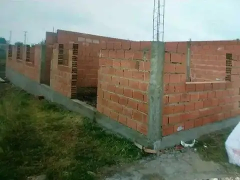 Castro Barros 3600