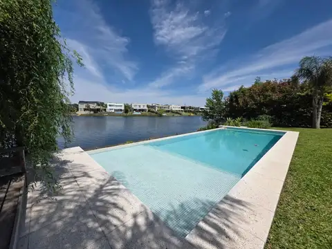 Avenida Del Golf 3400