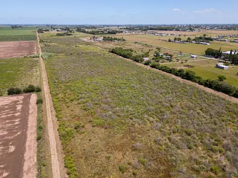 Arroyo Seco, calle pública y río