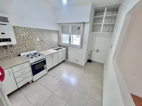 VENTA Dpto 3 amb-balcón-impecable-bajas expensas