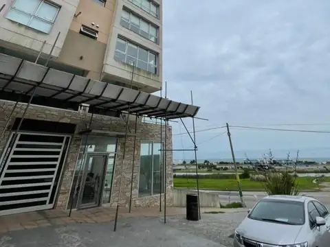 Av Fortunato De La Plaza 1700