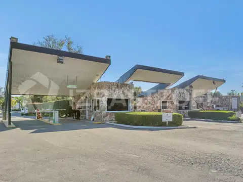 Terreno en Venta de 379,0 m2