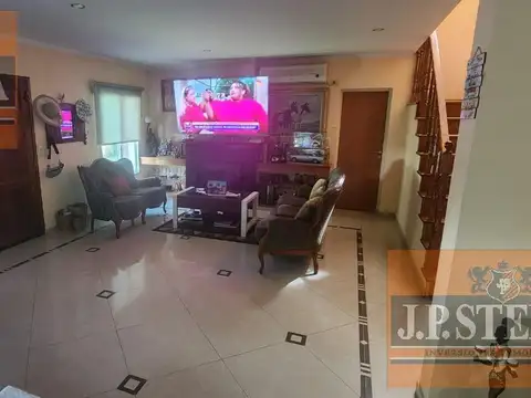 Casa 5 amb 280 m² Edificados en lote de 800 m² - Quintas Del Sol - Ezeiza