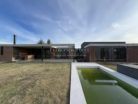 Casa en Venta de 3 dormitorios