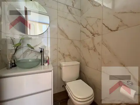 Casa 4 ambientes con 3 baños