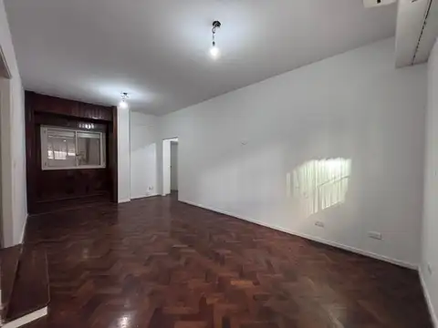 Migueletes 1800, Piso PB