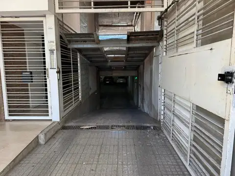 COCHERA CUBIERTA EN VENTA EN BARRIO ECHESORTU