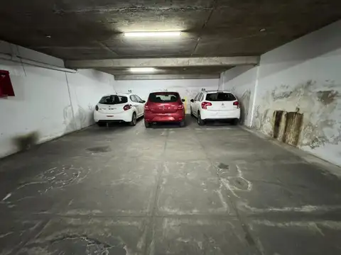 COCHERA CUBIERTA EN VENTA EN BARRIO ECHESORTU