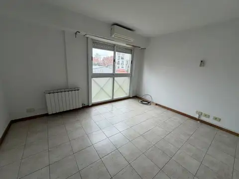Oficina - Alquiler - Argentina, San Miguel - Paunero 1293