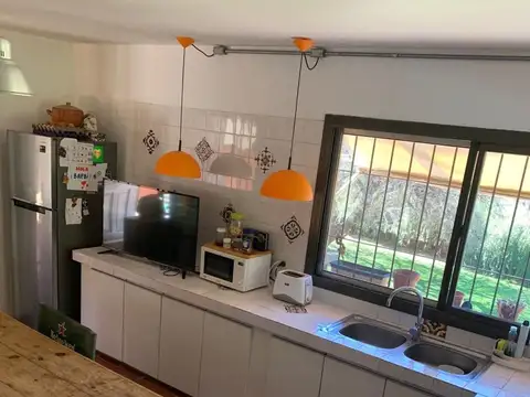 VENTA CASA 1 DORMI GRAN LOTE EN MENDIOLAZA CÓRDOBA