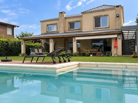 Casa en Venta en San Agustín, Villanueva, Tigre a la laguna