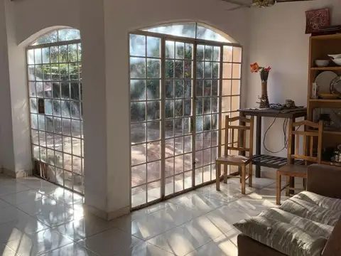 Bonifacio Ovando 100